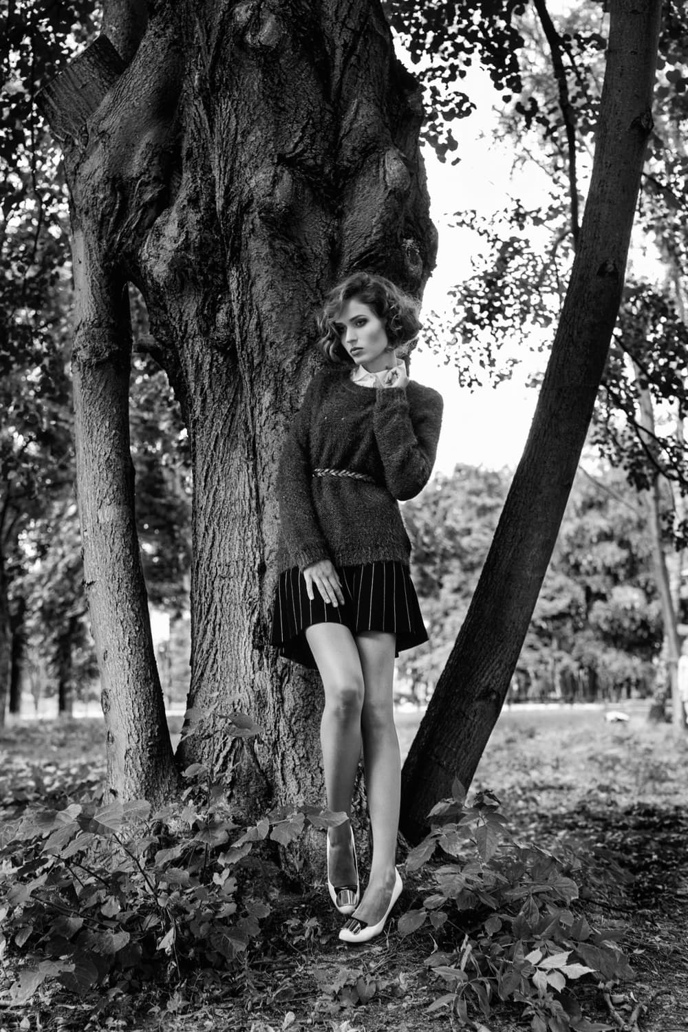 Elegancki makijaż glamour stworzony na potrzeby sesji w Elle Bulgaria.
